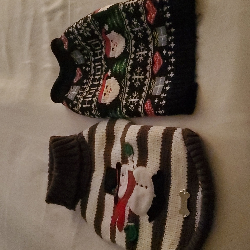 2 dog sweaters size small